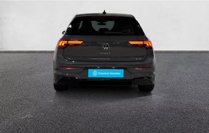 VOLKSWAGEN GOLF 1.5 eTSI EVO2 116 DSG7 R-Line Edition extérieur arrière 2130461