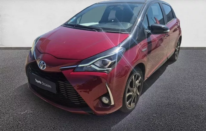 TOYOTA YARIS Hybride 100h Collection extérieur trois quart avant gauche 1103642