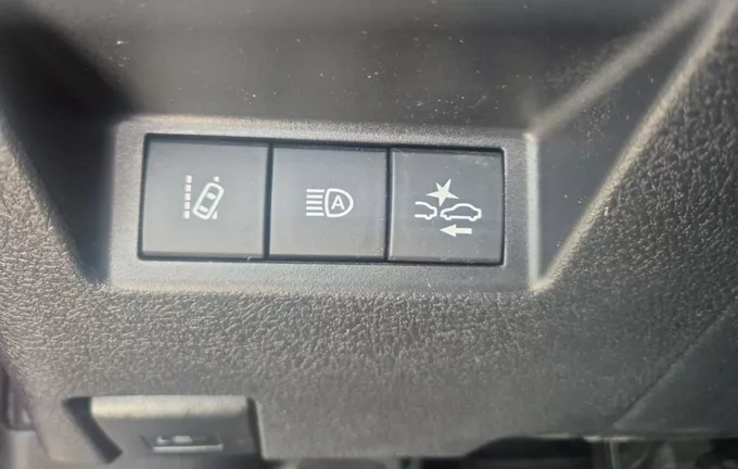 TOYOTA YARIS Hybride 100h Collection photo 20 1103642