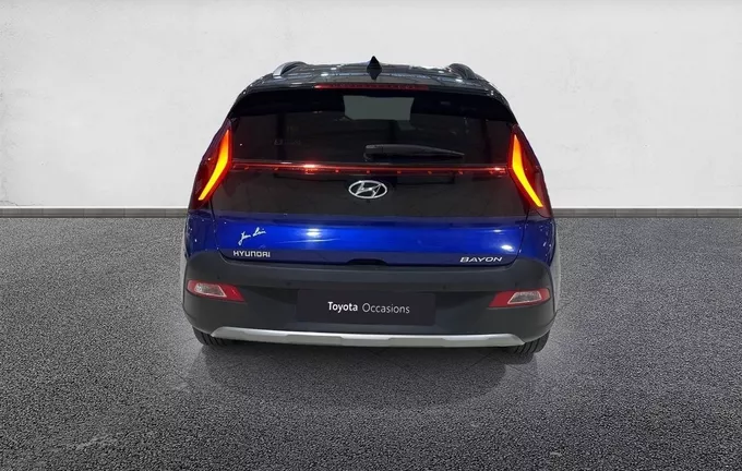 HYUNDAI BAYON 1.0 T-GDi 100 DCT-7 Hybrid 48V Executive extérieur arrière 13538