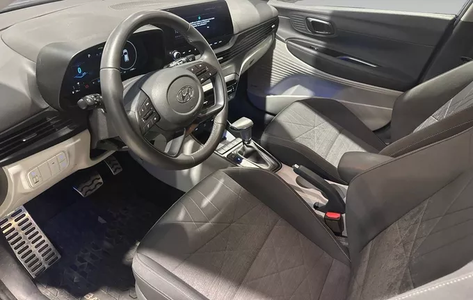 HYUNDAI BAYON 1.0 T-GDi 100 DCT-7 Hybrid 48V Executive photo 11 13538