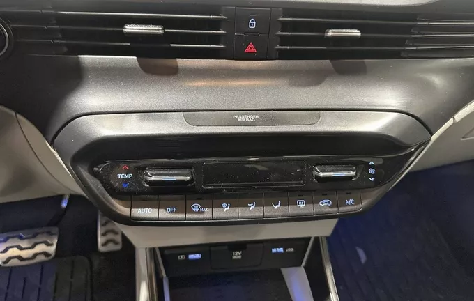 HYUNDAI BAYON 1.0 T-GDi 100 DCT-7 Hybrid 48V Executive photo 14 13538