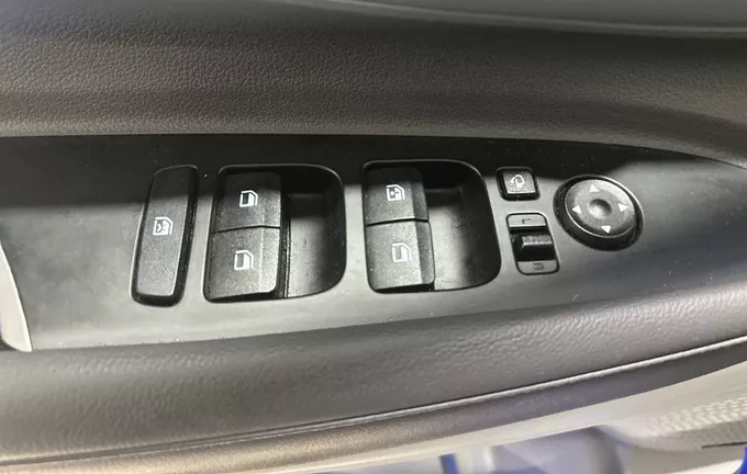 HYUNDAI BAYON 1.0 T-GDi 100 DCT-7 Hybrid 48V Executive photo 19 13538