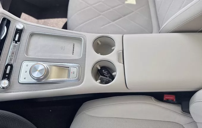 MG MGS6 EV 4WD Luxury Dual Motor photo 13 7847