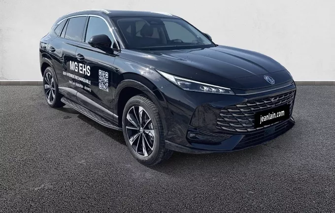 MG EHS 1.5T PHEV 272 ch Luxury extérieur trois quart avant droit 7856