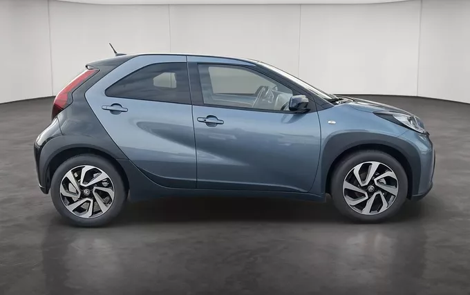 TOYOTA AYGO X 1.0 VVT-i 72 Design extérieur côté droit 1103958