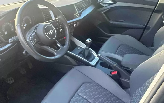 AUDI A1 Sportback 30 TFSI 110 ch BVM6 Advanced photo 17 2133252