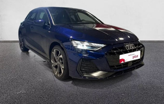 AUDI A3 Sportback TFSI Mild Hybrid 150 S tronic 7 S line extérieur trois quart avant droit 2127686