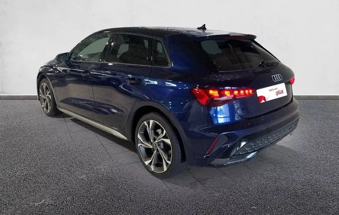 AUDI A3 Sportback TFSI Mild Hybrid 150 S tronic 7 S line extérieur trois quart arrière gauche 2127686