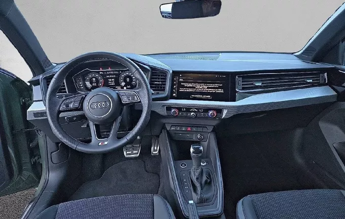 AUDI A1 Sportback 35 TFSI 150 ch S tronic 7 S Line photo 18 2119991