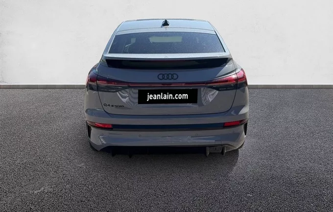 AUDI Q4 E-TRON Q4 Sportback e-tron Performance extérieur arrière 9615