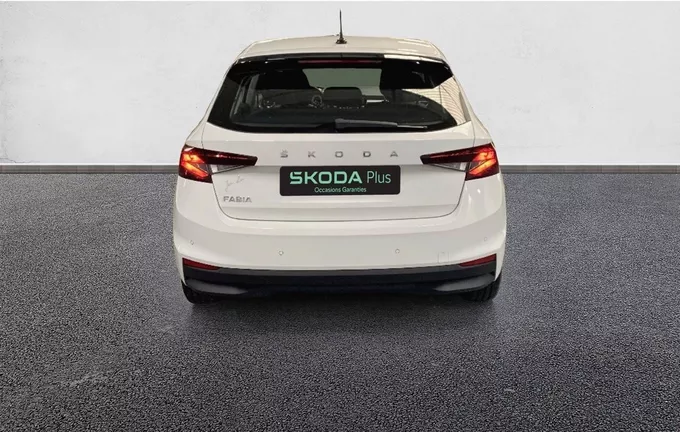 SKODA FABIA 1.0 TSI 95 ch BVM5 Ambition extérieur côté gauche 2130912