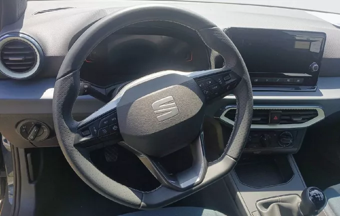 SEAT ARONA 1.0 TSI 95 ch Start/Stop BVM5 Copa photo 12 3297