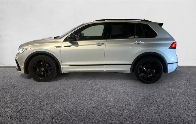 VOLKSWAGEN TIGUAN 2.0 TDI 150ch DSG7 R-Line Exclusive extérieur trois quart arrière gauche 2128796