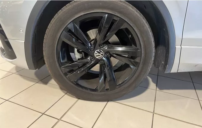 VOLKSWAGEN TIGUAN 2.0 TDI 150ch DSG7 R-Line Exclusive photo 12 2128796