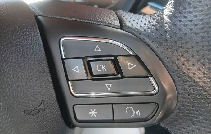 MG MG5 Autonomie Etendue 61kWh - 115 kW 2WD Luxury photo 12 