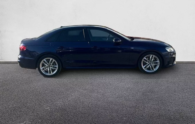AUDI A4 35 TFSI 150 S tronic 7 Competition extérieur côté droit 551021
