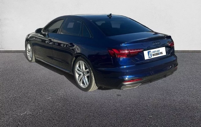 AUDI A4 35 TFSI 150 S tronic 7 Competition extérieur trois quart arrière gauche 551021