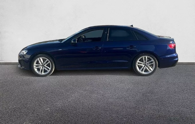 AUDI A4 35 TFSI 150 S tronic 7 Competition extérieur côté gauche 551021