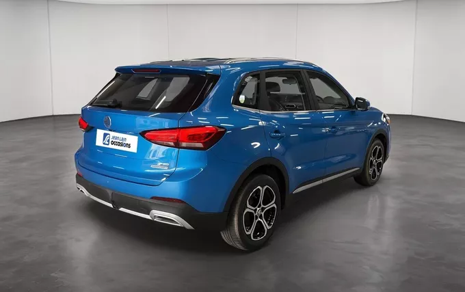 MG ZS 1.5 L Hybrid+ 197 ch Comfort extérieur trois quart arrière droit 601317