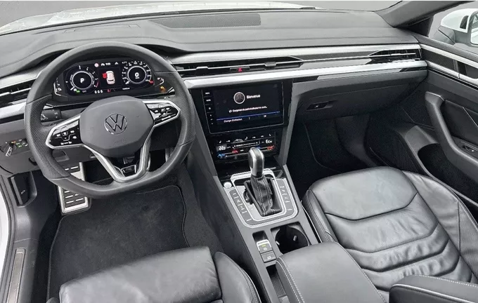 VOLKSWAGEN ARTEON Shooting Brake 1.4 eHybrid Rechargeable OPF 218 DSG6 R-Line extérieur trois quart avant droit 2124618