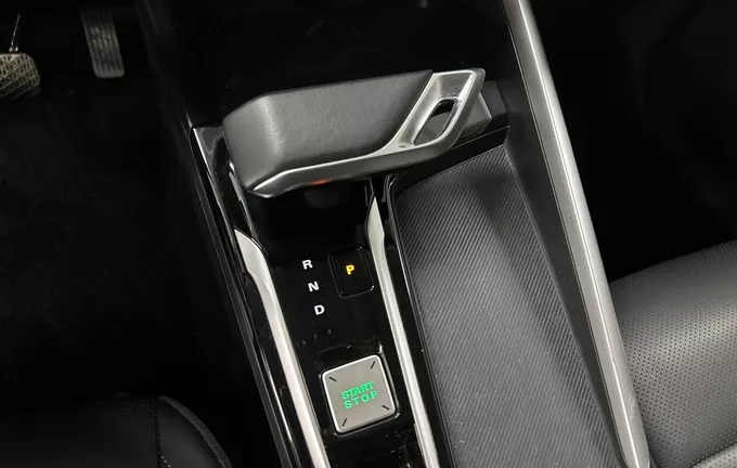 MG ZS 1.5 L Hybrid+ 197 ch Luxury photo 13 601145