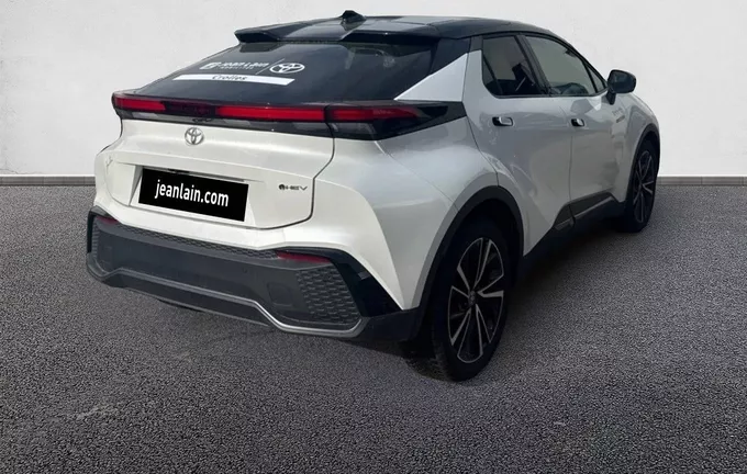 TOYOTA C-HR Hybride 140 Collection extérieur trois quart arrière droit 945194