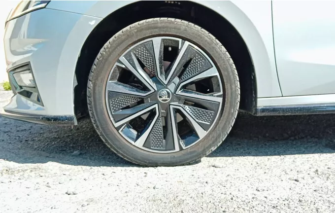 SKODA FABIA 1.0 TSI 110 ch DSG7 Monte-Carlo photo 12 560641