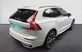 Miniature VOLVO XC60 B5 AWD 235 ch Geartronic 8 Ultimate Style Chrome extérieur trois quart arrière droit 2129773