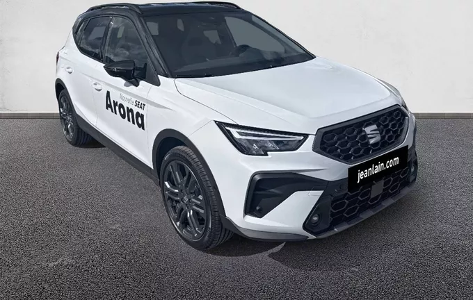 SEAT ARONA 1.5 TSI 150 ch Start/Stop DSG7 FR extérieur trois quart avant droit 2140