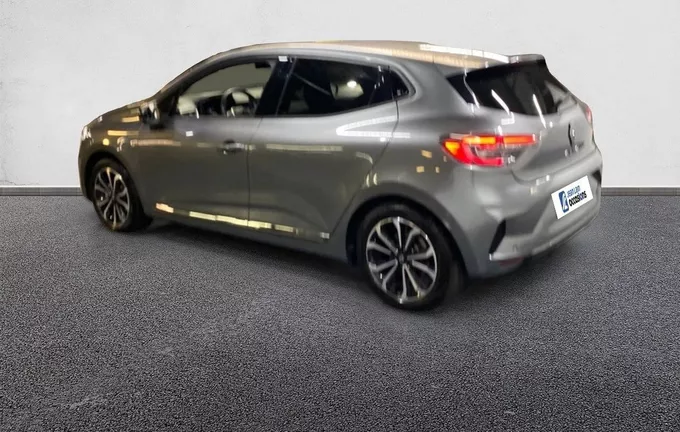 RENAULT CLIO E-Tech full hybrid 145 Techno extérieur trois quart arrière gauche 2132857