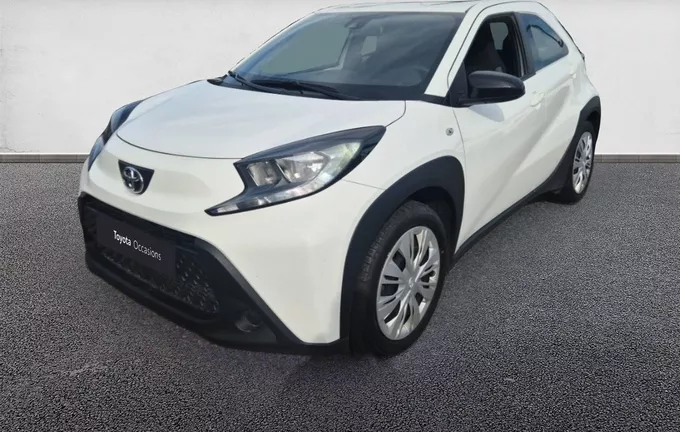 TOYOTA AYGO X 1.0 VVT-i 72 Dynamic extérieur trois quart avant gauche 1103708