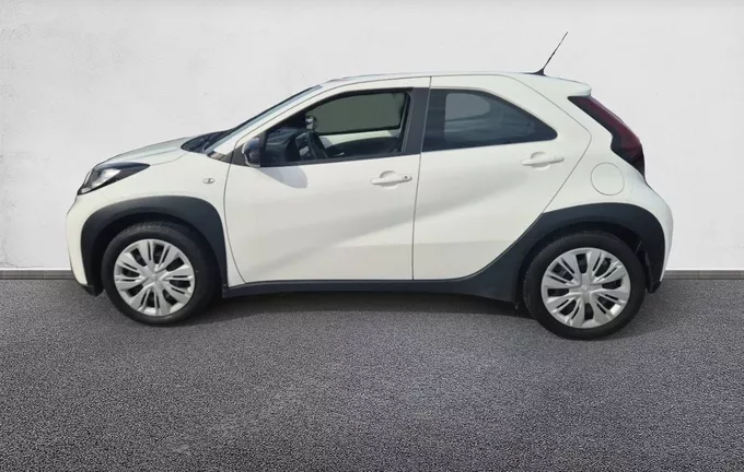 TOYOTA AYGO X 1.0 VVT-i 72 Dynamic extérieur côté gauche 1103708