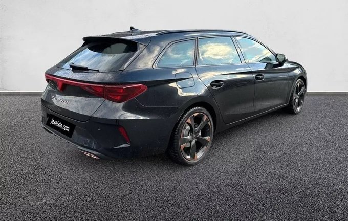 CUPRA LEON Sportstourer eHybrid 204 ch DSG6 V extérieur trois quart arrière droit 1212