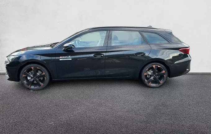 CUPRA LEON Sportstourer eHybrid 204 ch DSG6 V extérieur côté gauche 1212