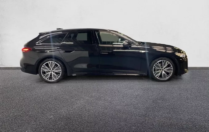 AUDI A5 Avant TFSI 150 ch S tronic 7 S line extérieur côté droit 2131620