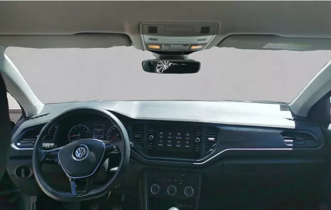 VOLKSWAGEN T-ROC 1.0 TSI 115 Start/Stop BVM6 T-Roc extérieur trois quart avant droit 460504