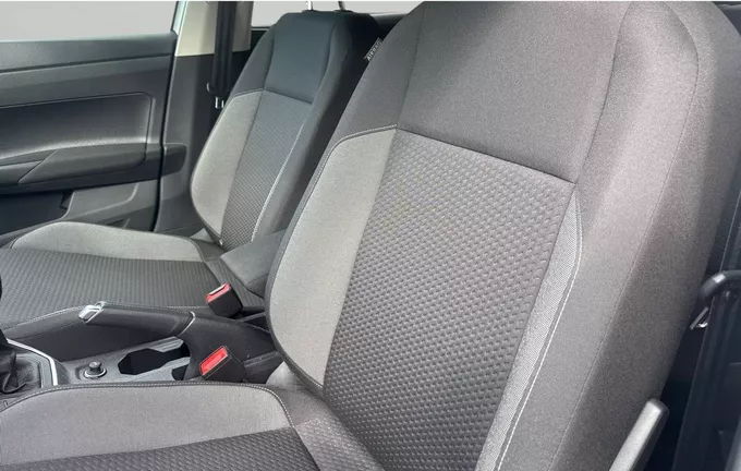 VOLKSWAGEN POLO 1.0 TSI 95 S&S BVM5 VW Edition extérieur trois quart arrière droit 2130861