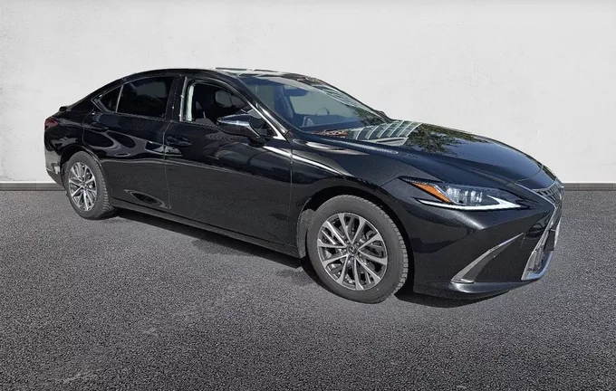 LEXUS ES 300h Business extérieur trois quart avant droit 1103271