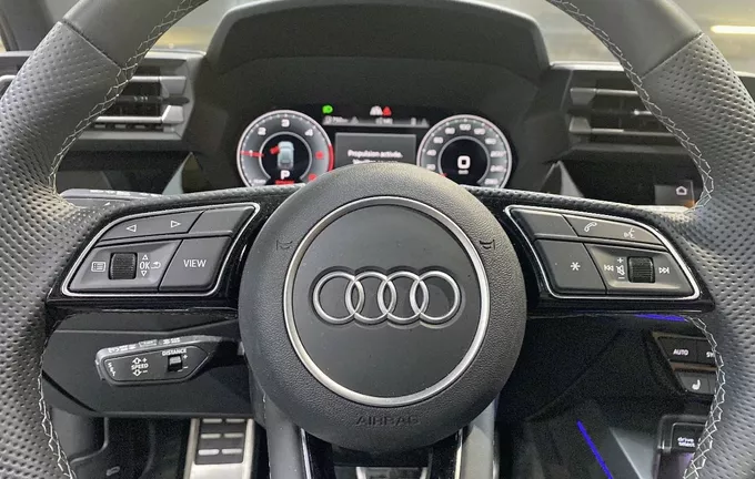 AUDI A3 Sportback TDI 150 S tronic 7 S line photo 12 2129531