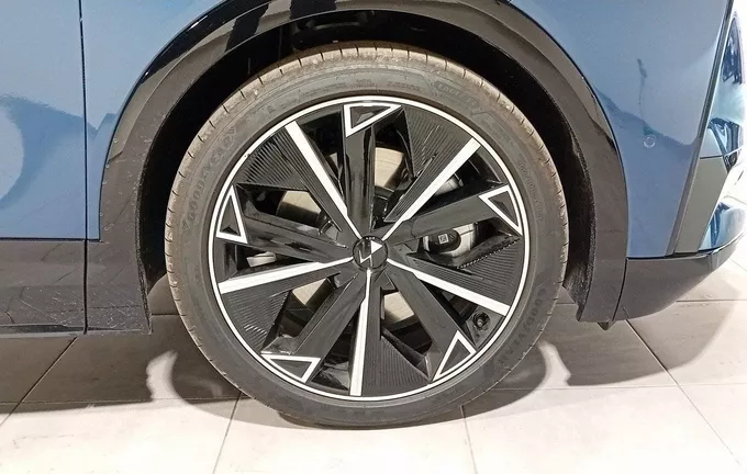 DS N°8 350 ch AWD Long Range Etoile photo 9 096082