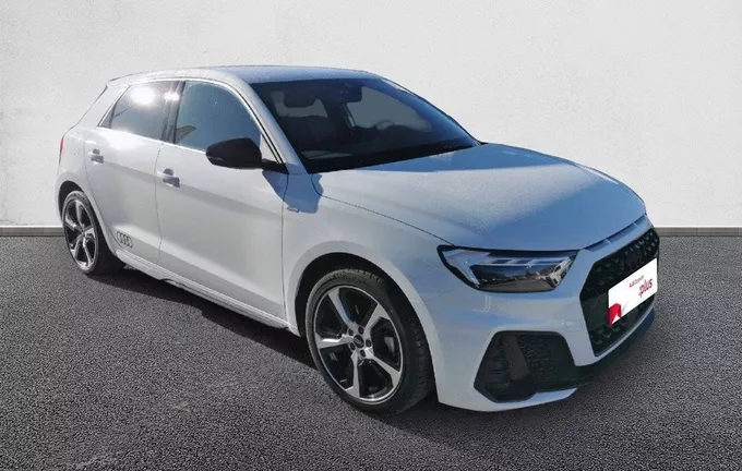 AUDI A1 Sportback 30 TFSI 116 ch S tronic 7 S Line extérieur trois quart avant droit 0453