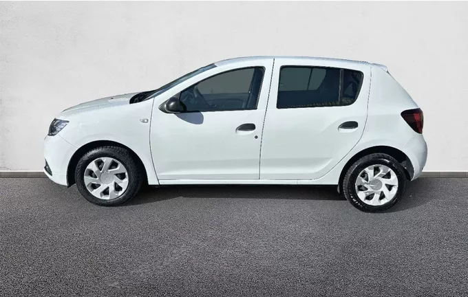 DACIA SANDERO SCe 75 Essentiel extérieur trois quart arrière gauche 213136