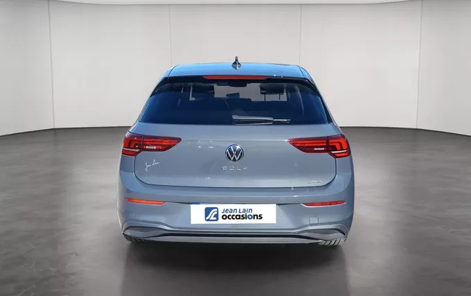 VOLKSWAGEN GOLF 1.0 eTSI OPF 110 DSG7 Life Plus extérieur arrière 2132117