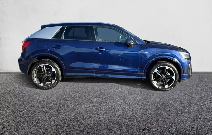 AUDI Q2 35 TFSI 150 S tronic 7 S line extérieur côté droit 2123897