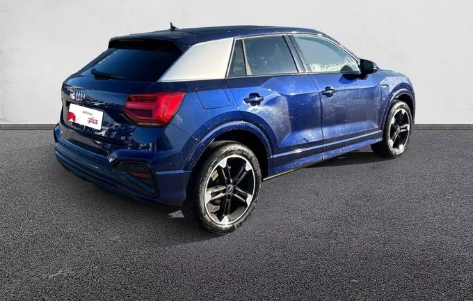 AUDI Q2 35 TFSI 150 S tronic 7 S line extérieur trois quart arrière droit 2123897