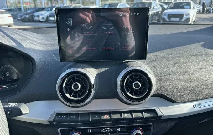 AUDI Q2 35 TFSI 150 S tronic 7 S line photo 15 2123897