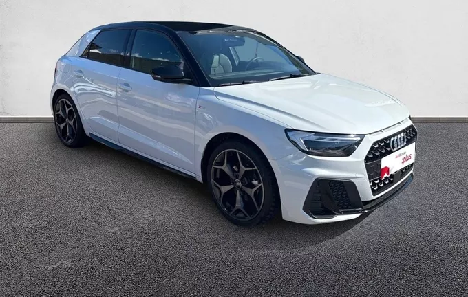 AUDI A1 Sportback 35 TFSI 150 ch S tronic 7 S Line Plus extérieur trois quart avant droit 2126876