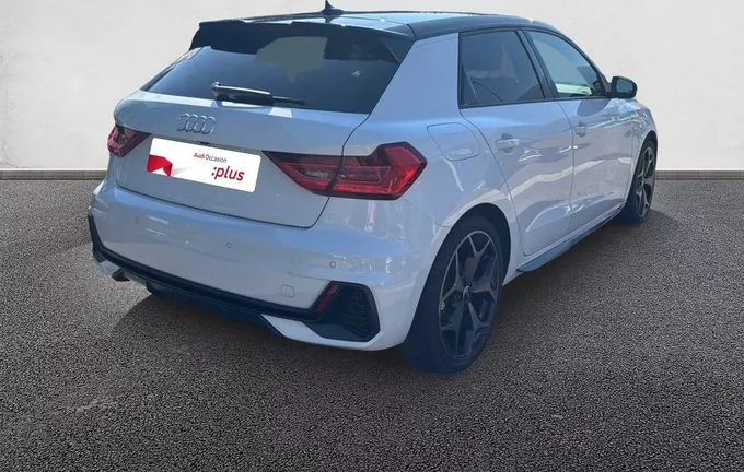 AUDI A1 Sportback 35 TFSI 150 ch S tronic 7 S Line Plus extérieur trois quart arrière droit 2126876
