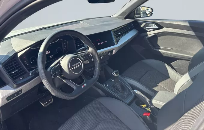 AUDI A1 Sportback 35 TFSI 150 ch S tronic 7 S Line Plus photo 11 2126876